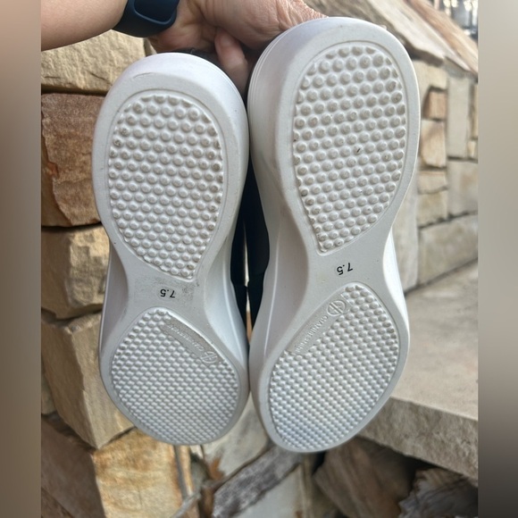 Giani Bernini memory foam comfortable slip on suede & leather shoes Sz-7.5. D - Picture 6 of 11